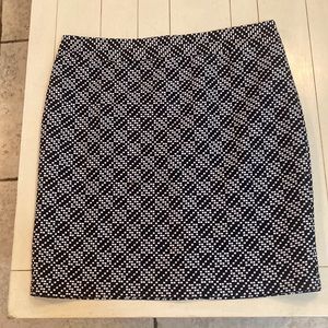 Ann Taylor plus size pencil skirt in size 18.